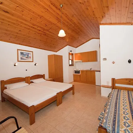 Amalia * Skiathos